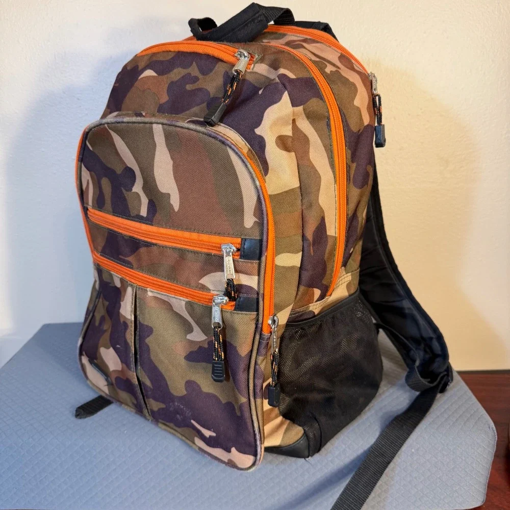 Eastsport backpack features